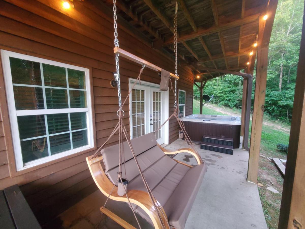 Smoky Mountain Cabin - Hot Tub - Fire Pit Мърфи Екстериор снимка