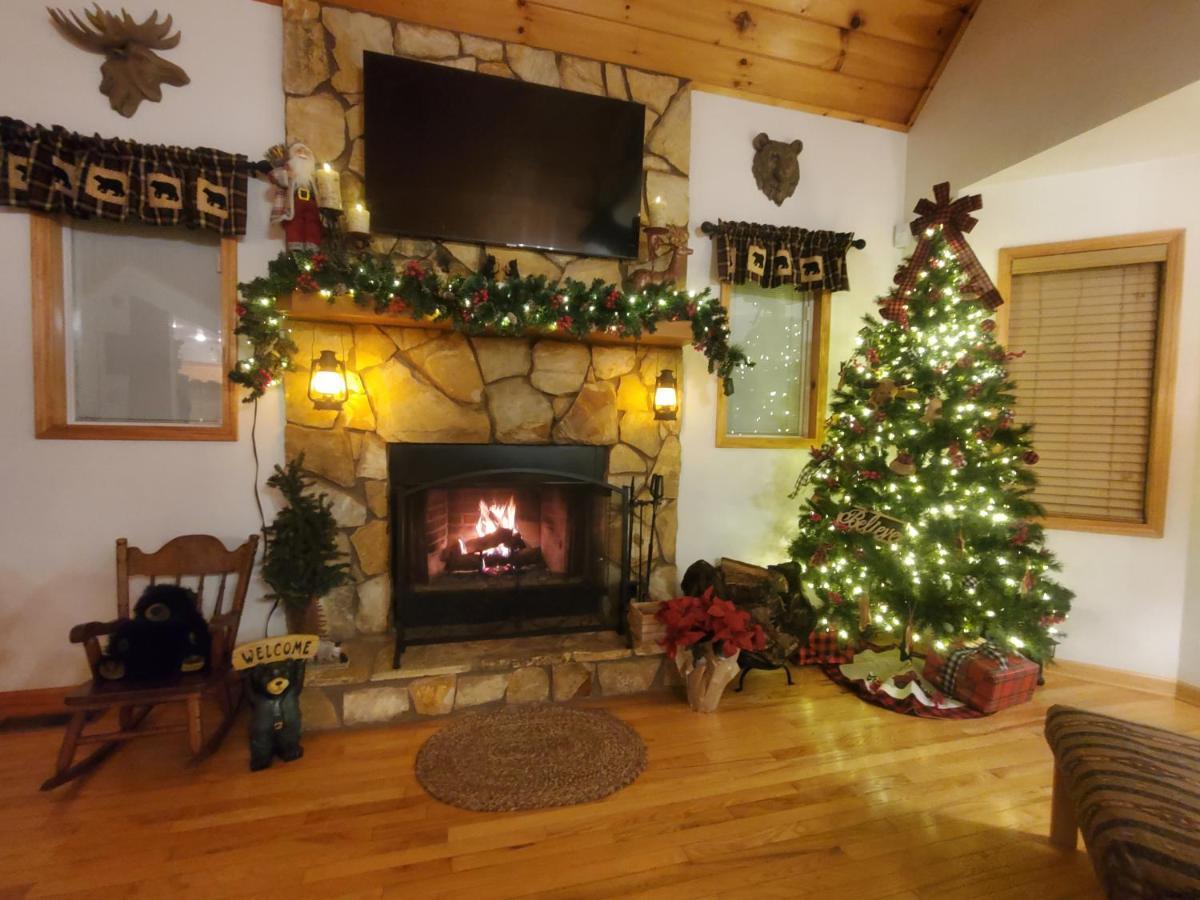 Smoky Mountain Cabin - Hot Tub - Fire Pit Мърфи Екстериор снимка